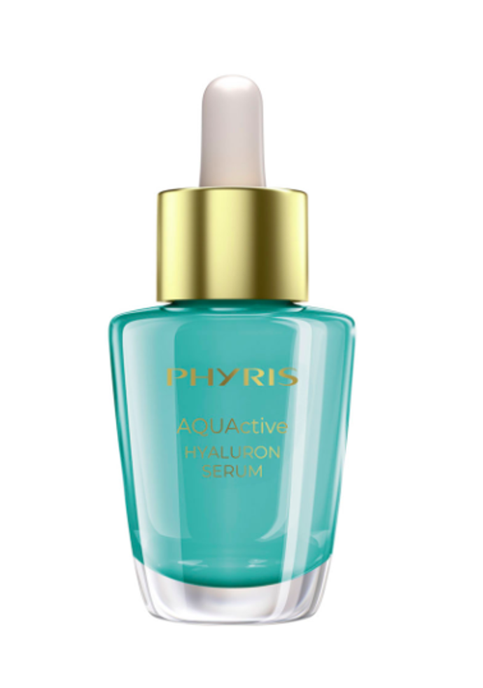 Phyris AQUActive Hyaluron Serum, 1040 Kč

Produkt dodává pleti hydrataci. a zvyšuje její odolnost. Koncentrát účinných látek lehký jako pírko pokrývá pleť jako hydratační síť a doplňuje její zásoby vlhkosti. Aktivní složky Depot Hyaluron, Classic Hyaluron a Hyaluron Equivalent intenzivně hydratují pokožku.
