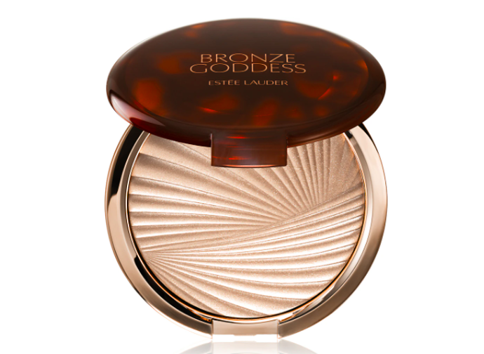 Rozjasňovač, Estée Lauder, 990 Kč
Rozjasňovač, Estée Lauder, 990 Kč