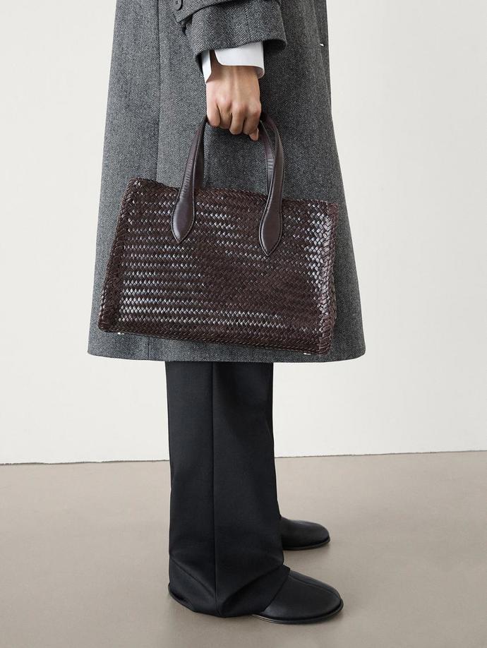 Středně velká zapletená kabelka, Massimo Dutti, 9999 Kč
