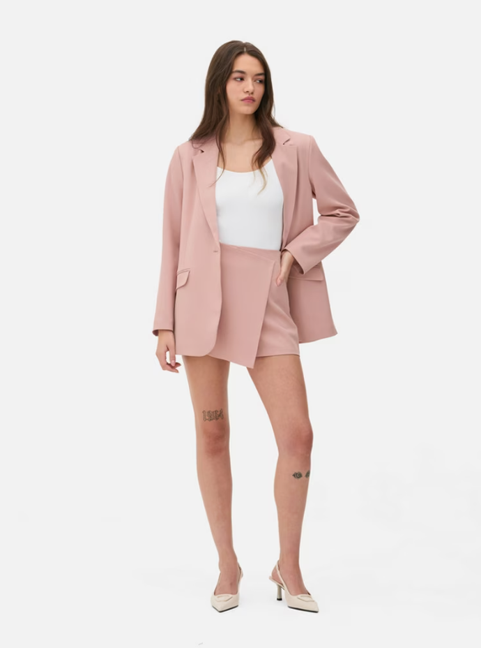 Mini sukně typu skort, do soupravy, 365 Kč, Primark
