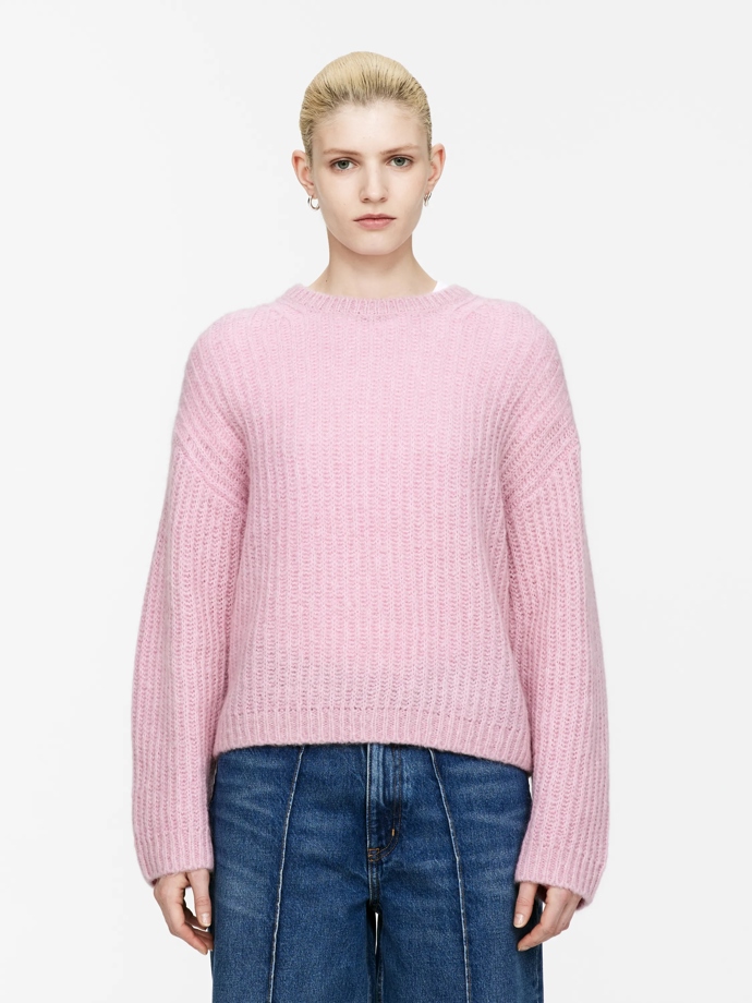 Svetr, Arket, 89 eur

