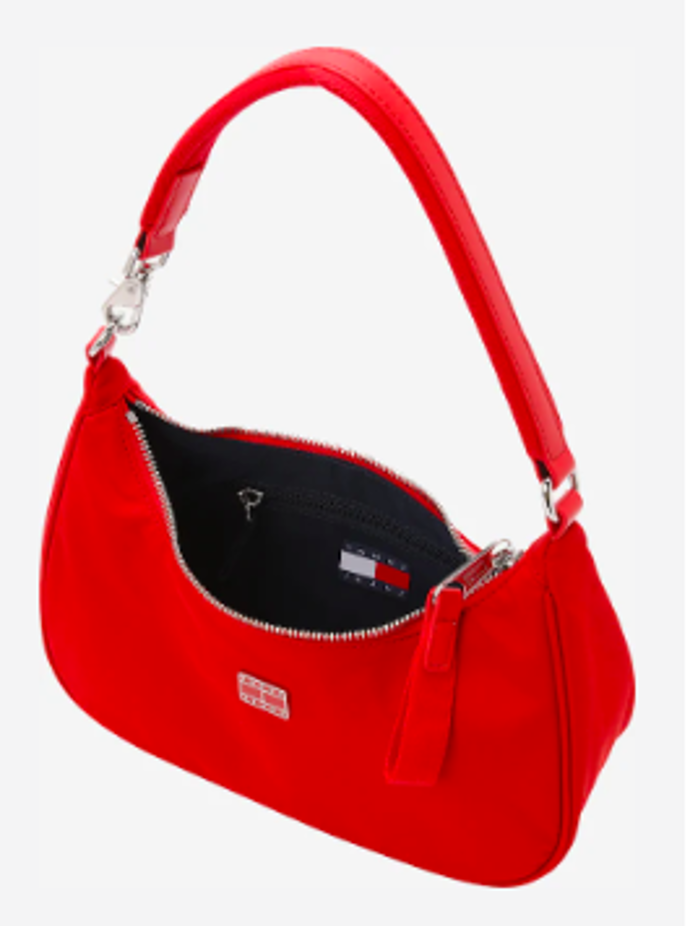 Tommy Jeans Taška 2329 Kč
Tommy Jeans Taška 2329 Kč