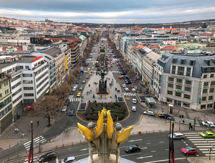 Pohled na Václavské náměstí z kupole Národního muzea, dnes
