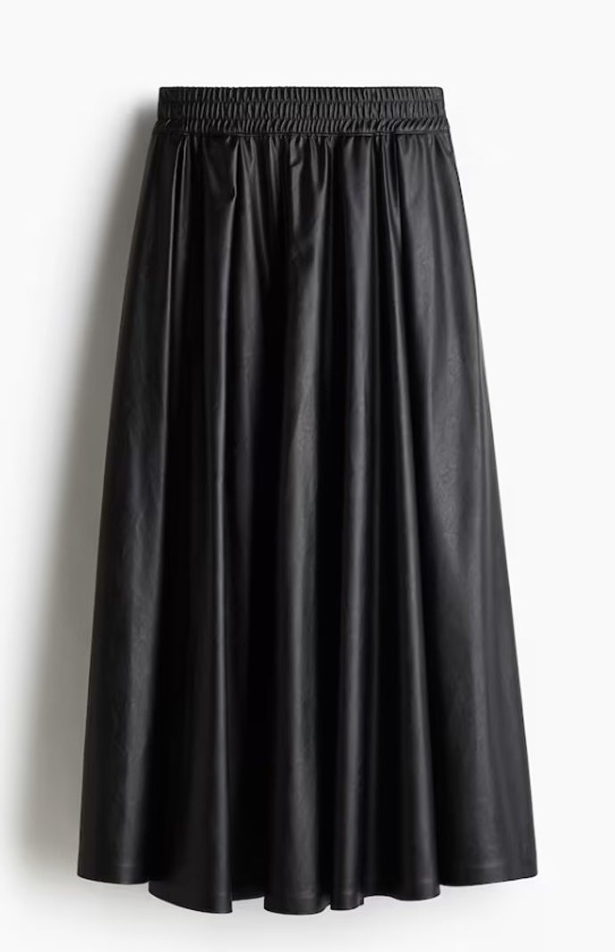 Áčková sukně s vysokým pasem, H&M, 1 459 Kč
