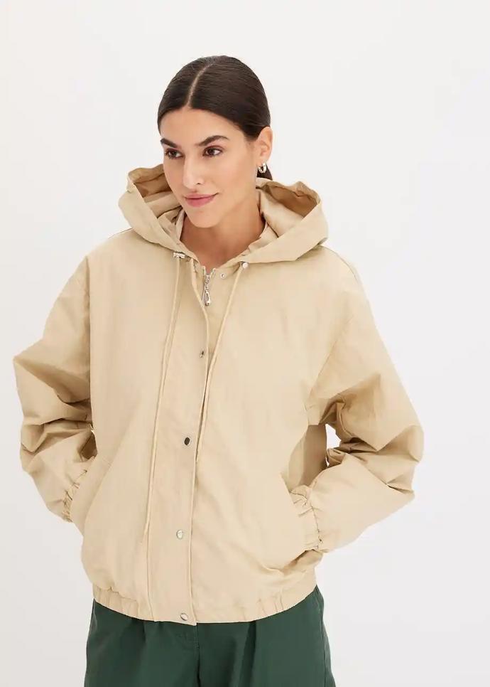 Béžová: Oversize bluzon, Bonprix, 1179 Kč

