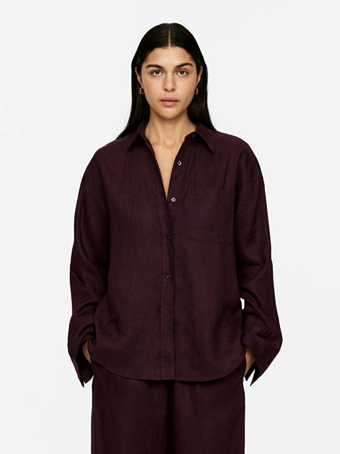 Košile, Arket, 79 EUR
Košile, Arket, 79 EUR