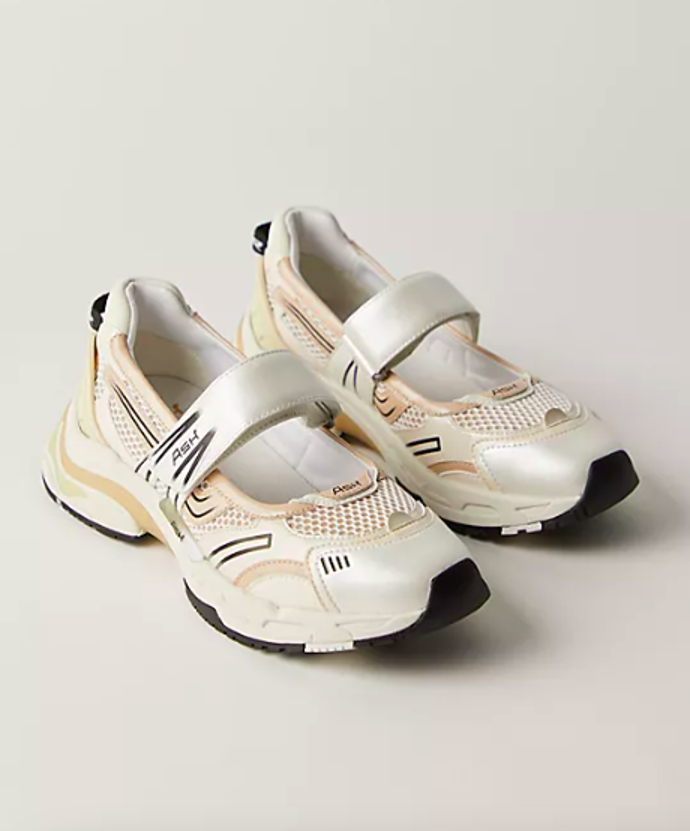 Ash, 258 eur
Ash, 258 eur