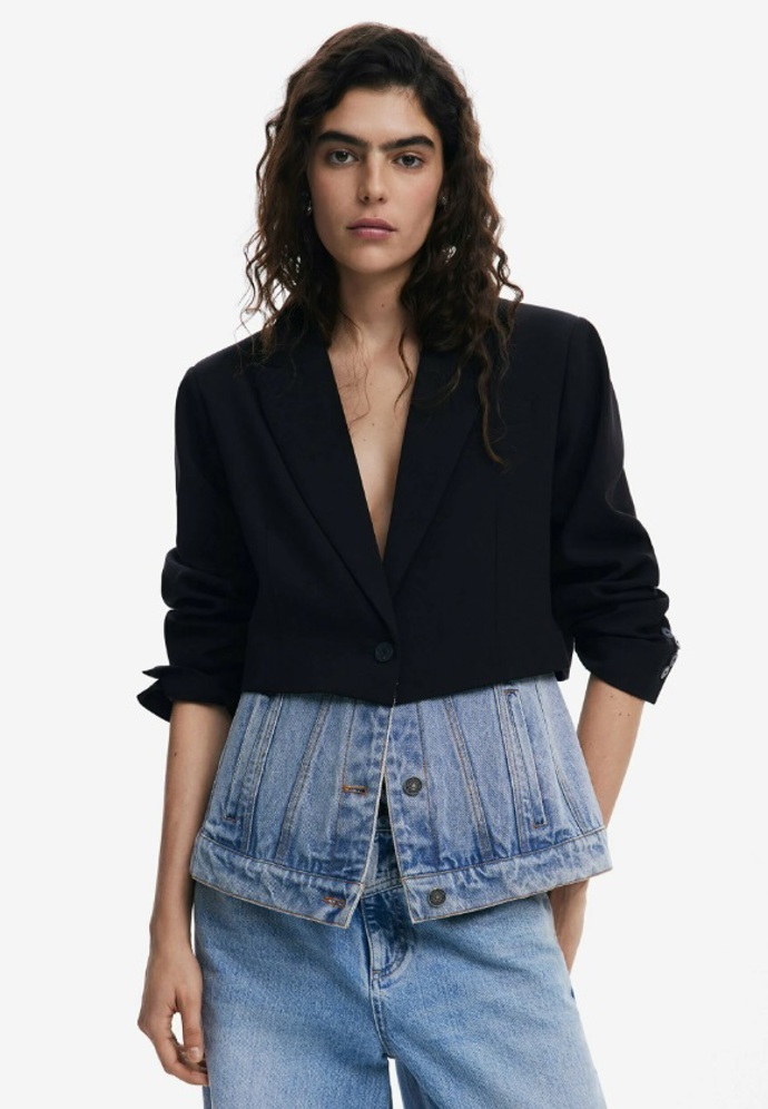 Džínová bunda, Desigual, 3 317 Kč
