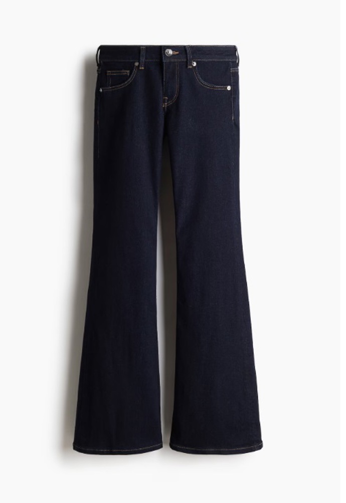 Flared džíny, H&M, 389 Kč

