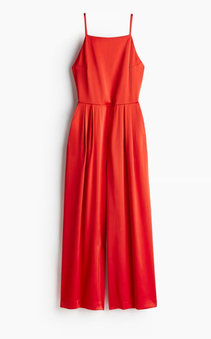 Červený overal, H&M, 749 Kč
