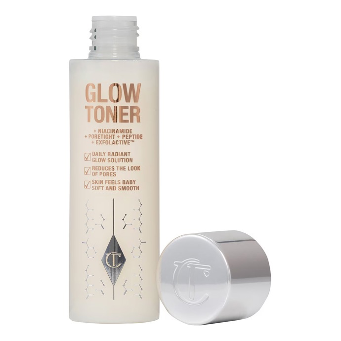 Hydratační pleťový toner, Charlotte Tilbury, 1350 Kč
Hydratační pleťový toner, Charlotte Tilbury, 1350 Kč