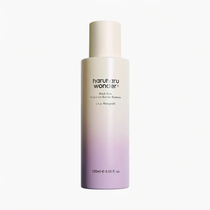 Hydratační pleťový toner, Charlotte Tilbury, 560 Kč
Hydratační pleťový toner, Charlotte Tilbury, 560 Kč