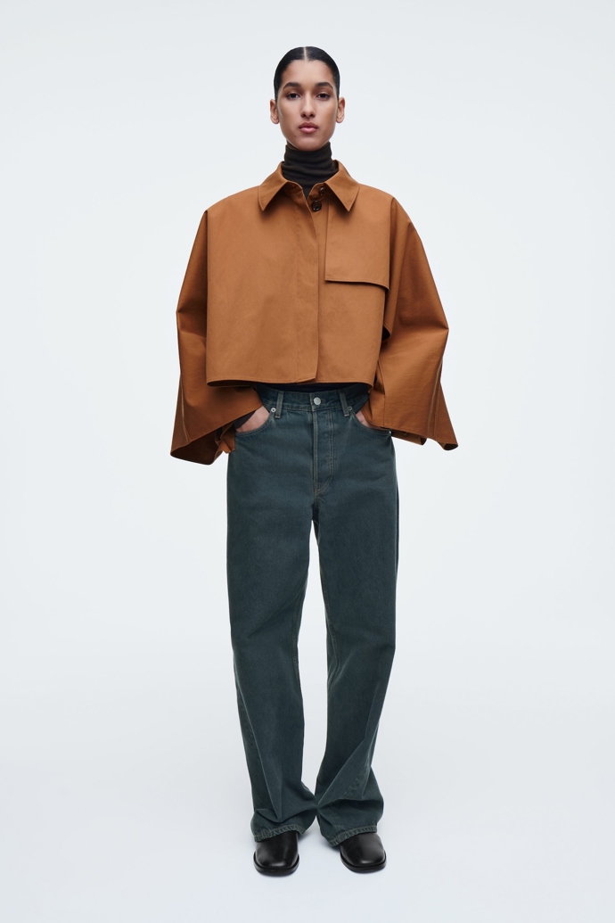 Cos, 115 eur
Cos, 115 eur