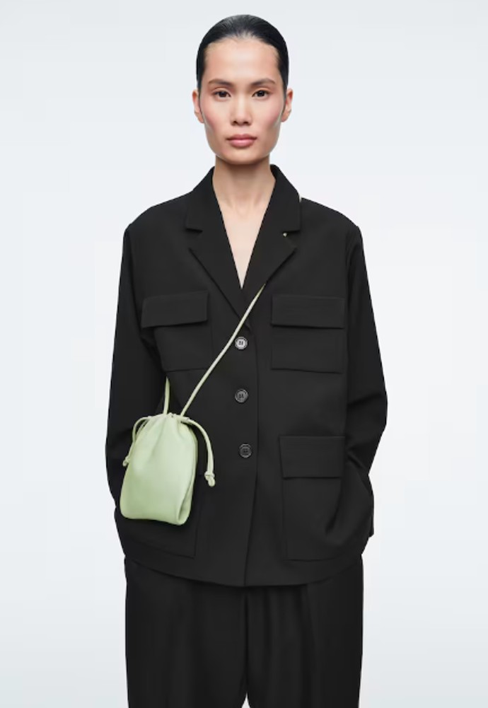 COS, 59 eur
COS, 59 eur