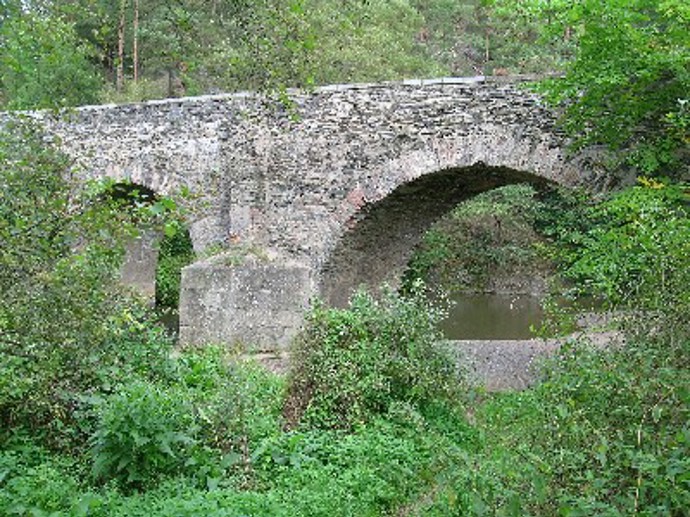 Slavný most v Rabštejně nad Střelou
