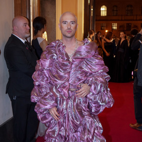 Těžko hledat slova k takovému outfitu
