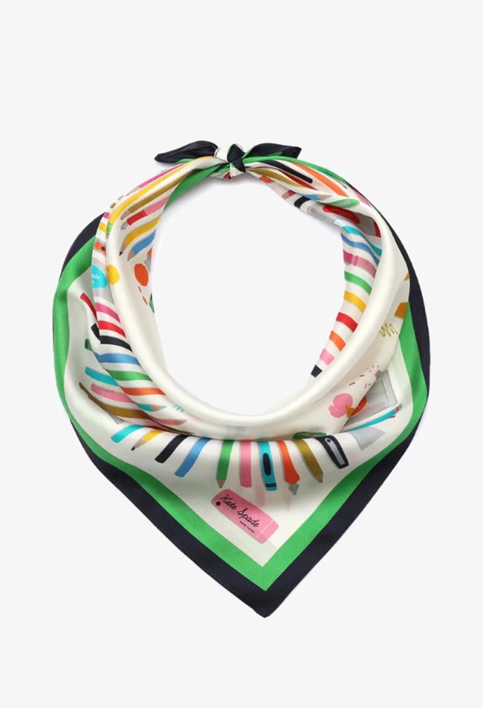 Pestrý šátek, Kate Spade New York, 1 390 Kč
