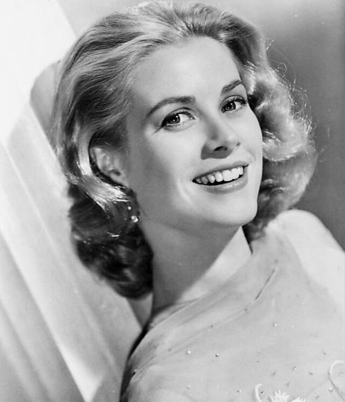 Grace Kelly
