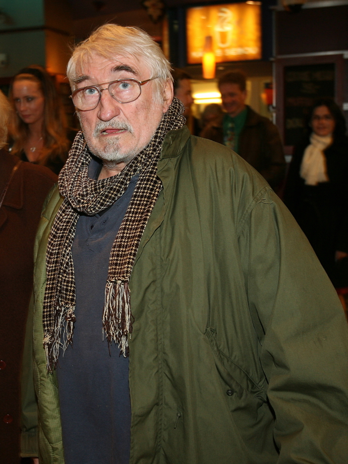 Pavel Landovský
