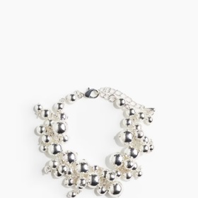 Stříbrný náramek ze shluků korálků, H&M, 359 Kč
