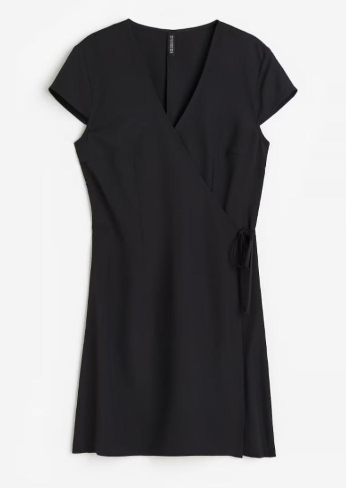 Krepové zavinovací šaty, H&M, 279 Kč
