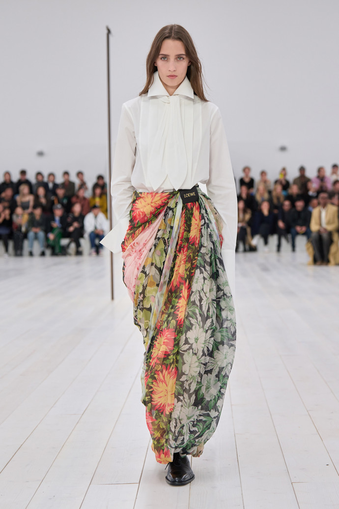 Loewe jaro/léto 2025
