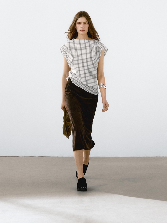 Massimo Dutti, 7999 Kč
Massimo Dutti, 7999 Kč