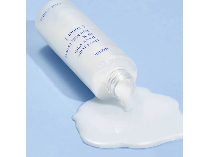 Hydratační pleťový toner, Nacific, 495 Kč
Hydratační pleťový toner, Nacific, 495 Kč