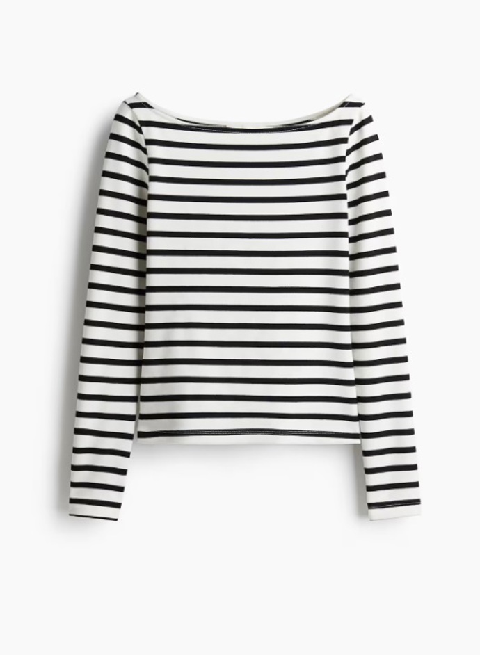 Top s lodičkovým výstřihem, H&M, 139 Kč (původní cena 359 Kč)
