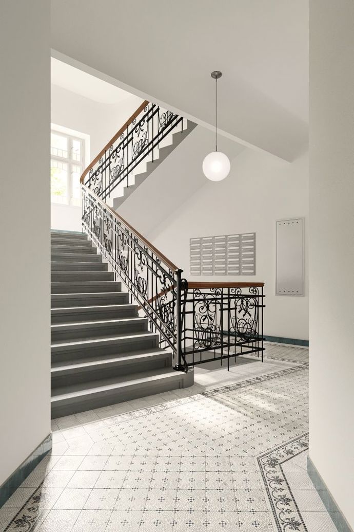 V interiérech byl kladen výrazný důraz na kvalitní materiály a nadčasový design. Dubové parkety, renovovaná špaletová okna s izolačním dvojsklem, francouzská posuvná okna s výstupy na terasu a vstupní bezpečností dveře s protipožární úpravou poskytují komfortní bydlení. 
