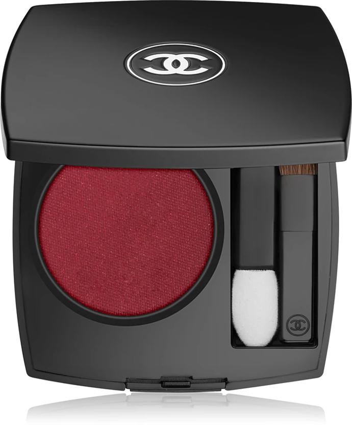 Ombre Essentielle profesionální dlouhotrvající oční stíny, Chanel, 1220 Kč
Ombre Essentielle profesionální dlouhotrvající oční stíny, Chanel, 1220 Kč