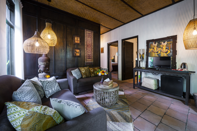 V exotickém Bali stojí krásná Villa Lontar, sousední Villa Rumah Bunga s dechberoucími výhledy na oceán a komplex balijských bungalovů Saba Cottages s magickou zahradou.
V exotickém Bali stojí krásná Villa Lontar, sousední Villa Rumah Bunga s dechberoucími výhledy na oceán a komplex balijských bungalovů Saba Cottages s magickou zahradou.