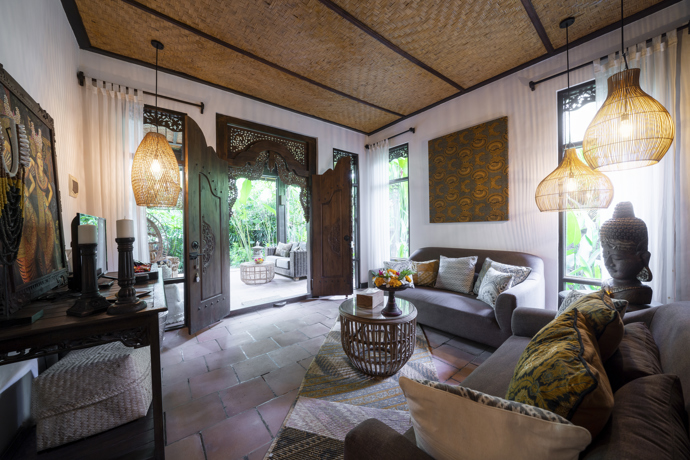 V exotickém Bali stojí krásná Villa Lontar, sousední Villa Rumah Bunga s dechberoucími výhledy na oceán a komplex balijských bungalovů Saba Cottages s magickou zahradou.
V exotickém Bali stojí krásná Villa Lontar, sousední Villa Rumah Bunga s dechberoucími výhledy na oceán a komplex balijských bungalovů Saba Cottages s magickou zahradou.
