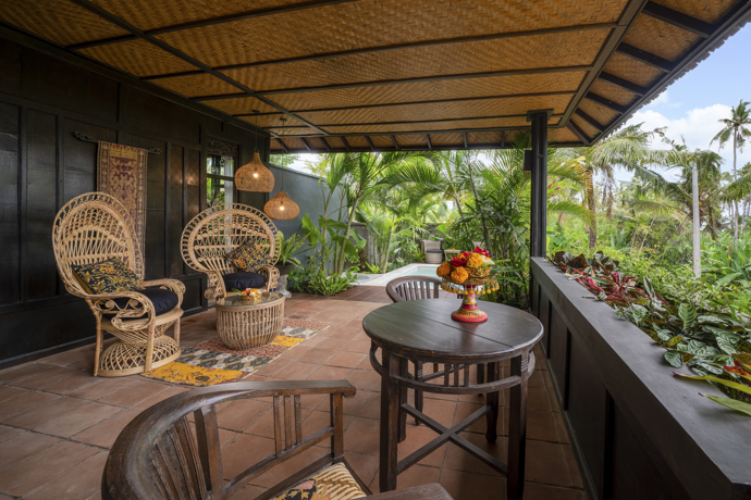V exotickém Bali stojí krásná Villa Lontar, sousední Villa Rumah Bunga s dechberoucími výhledy na oceán a komplex balijských bungalovů Saba Cottages s magickou zahradou.
V exotickém Bali stojí krásná Villa Lontar, sousední Villa Rumah Bunga s dechberoucími výhledy na oceán a komplex balijských bungalovů Saba Cottages s magickou zahradou.