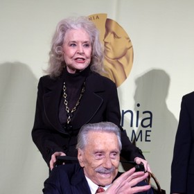 Betty Brosmer s manželem
