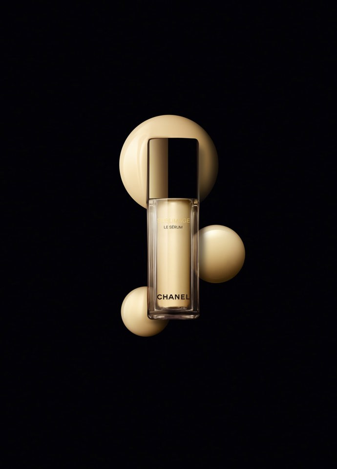 Regenerační a posilující sérum SUBLIMAGE Le Sérum, Chanel, 13 100 Kč
Regenerační a posilující sérum SUBLIMAGE Le Sérum, Chanel, 13 100 Kč