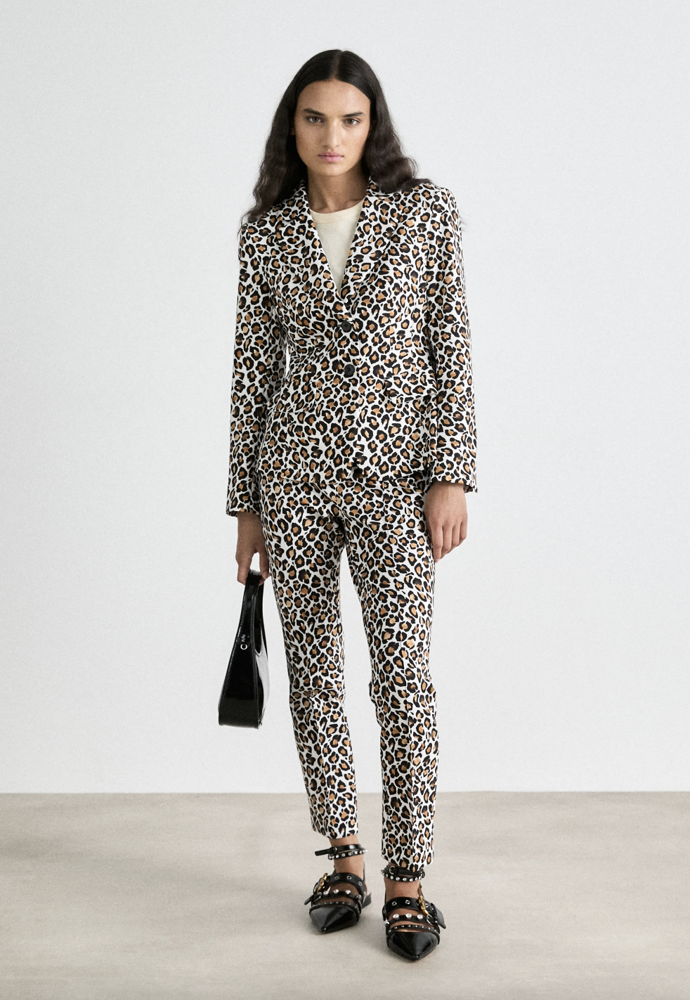 kalhoty Marc Cain, Zalando, 2 651 Kč
