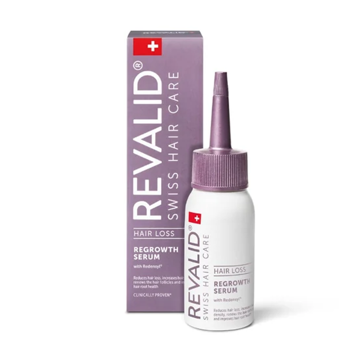Revalid Regrowth Serum pomáhá zastavit vypadávání vlasů a obnovuje jejich růst. Obsahuje dvě patentované molekuly získané ze stromu modřínu a z listů zeleného čaje. Obnovuje a urychluje růst vlasů, snižuje jejich vypadávání a zvyšuje hustotu vlasů. Působí přímo na kmenové buňky vlasového folikulu, které tvoří základ každého nového vlasu. 729 Kč
