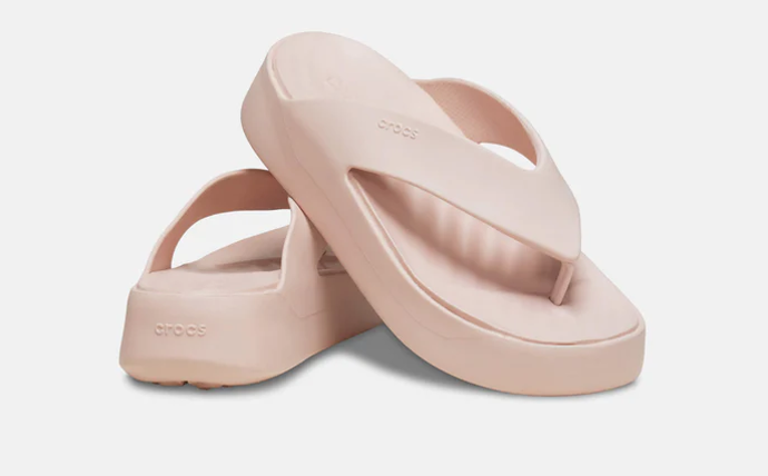 Žabky Crocs Getaway Platform Flip, 1019 Kč
