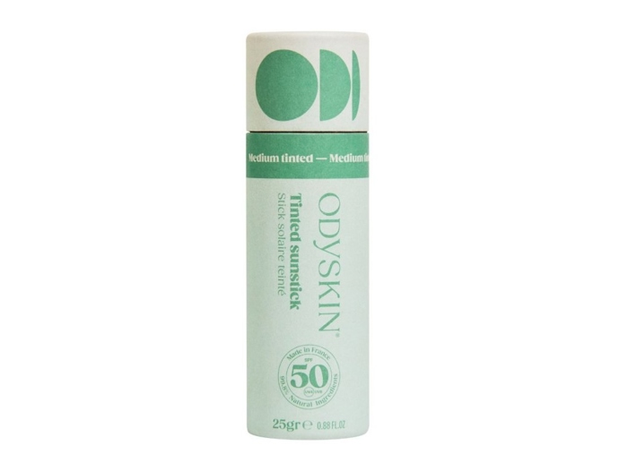 Tinted Sunstick Medium Tinted SPF 50+, Odyskin, 395 Kč
Tinted Sunstick Medium Tinted SPF 50+, Odyskin, 395 Kč