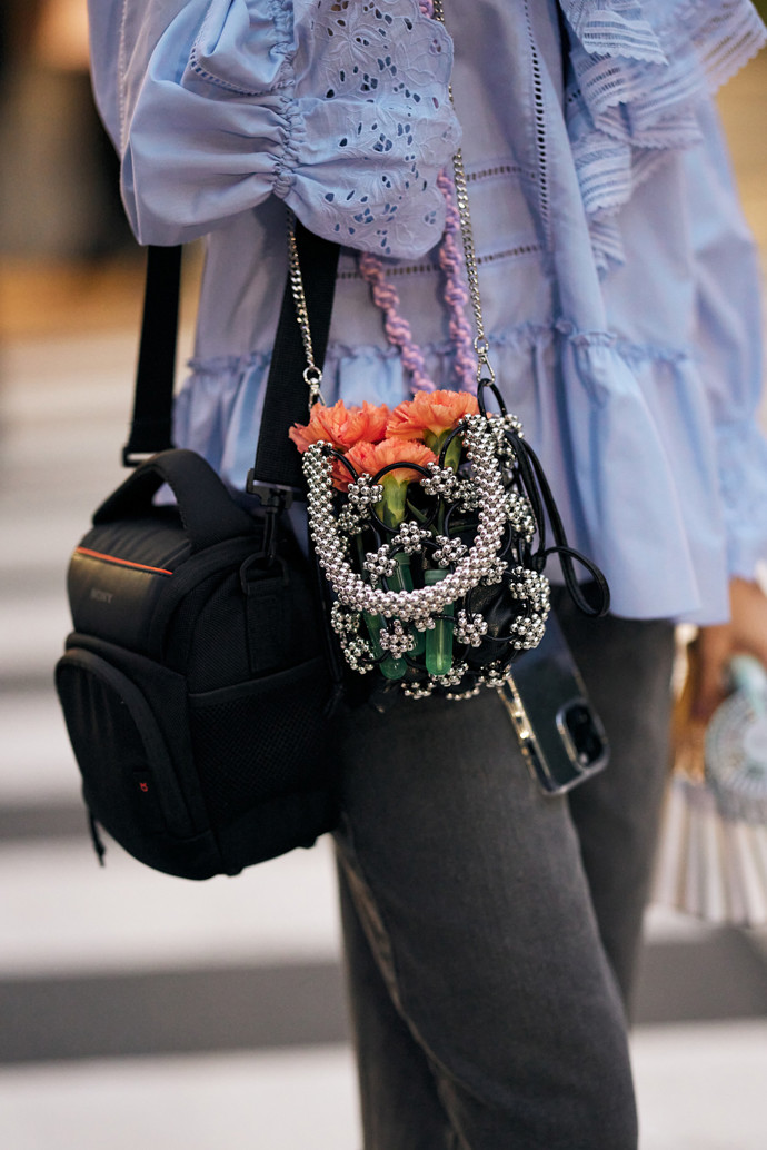 Double bags inspirace z fashion weeků
