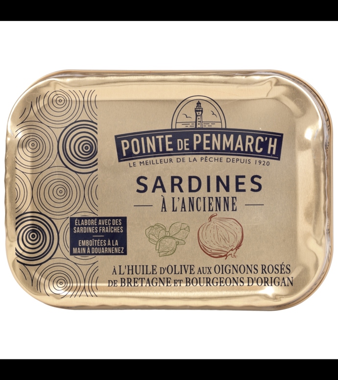 Tradiční sardinky v olivovém oleji s cibulkou a oreganem 115g, Pointe de Penmarc’h, 190 Kč
Tradiční sardinky v olivovém oleji s cibulkou a oreganem 115g, Pointe de Penmarc’h, 190 Kč