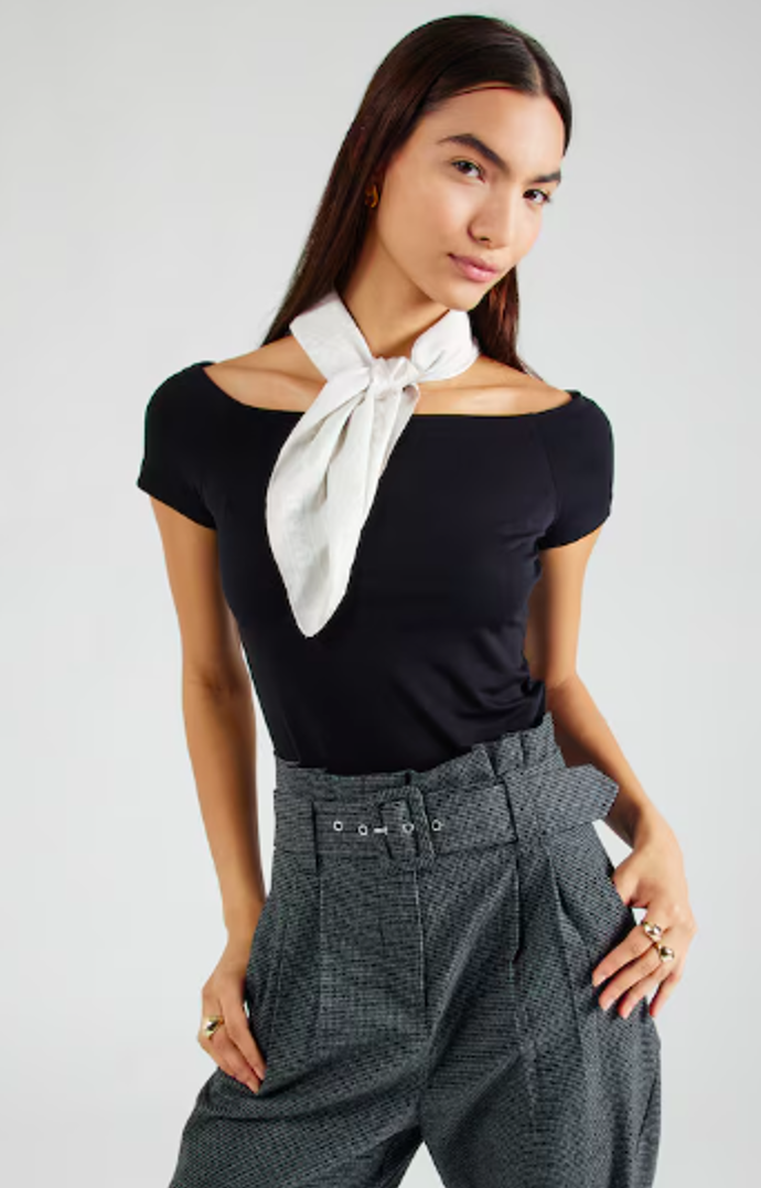 VERO MODA Tričko 529 Kč
VERO MODA Tričko 529 Kč