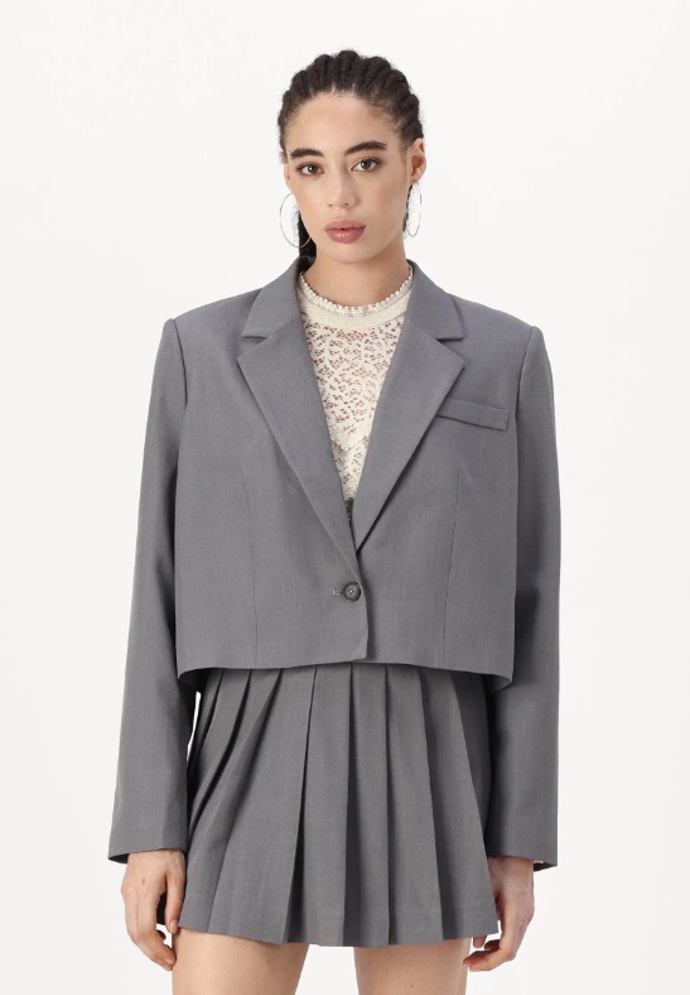 Oversized krátké sako, SOMETHINGNEW, 1 260 Kč
