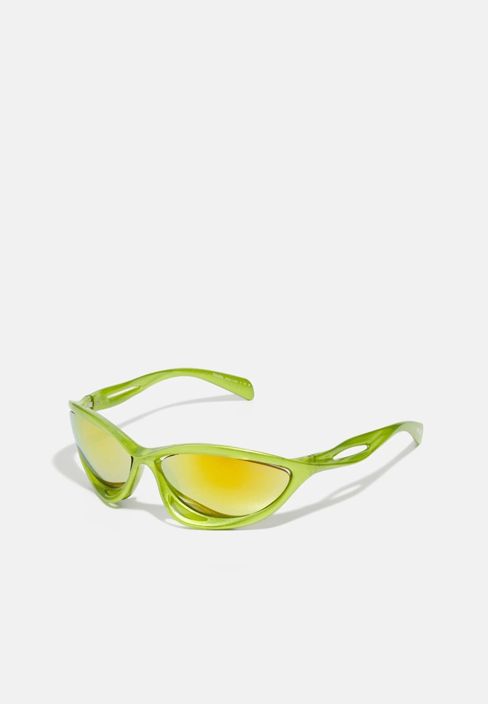 Prada, 11 830 Kč, zalando.cz
Prada, 11 830 Kč, zalando.cz