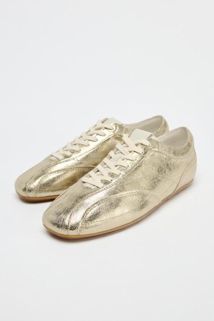 Zara, 849 Kč
Zara, 849 Kč