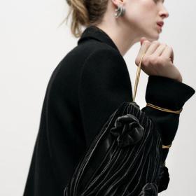 Zara, 849 Kč
