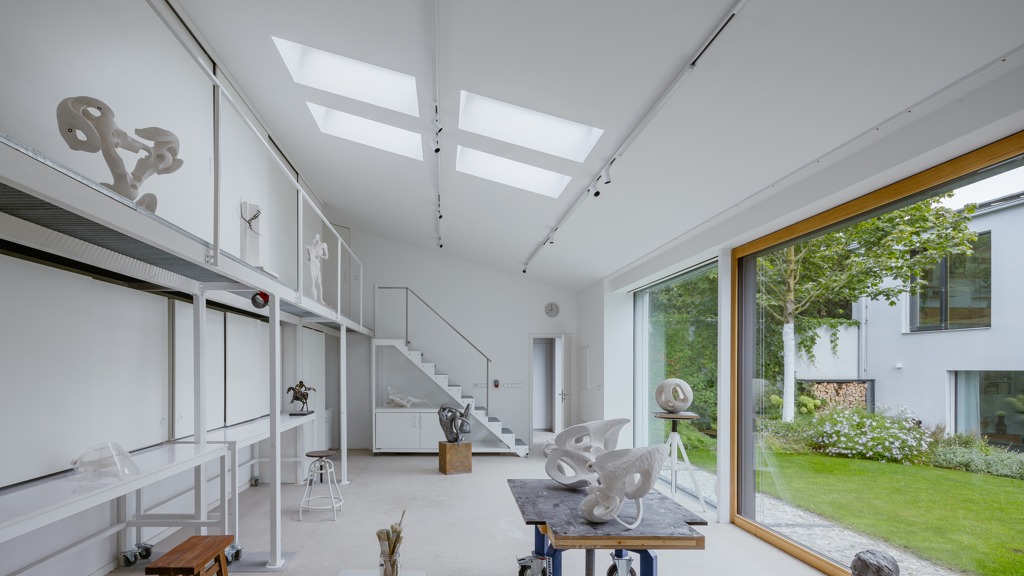 Dům se sochařským ateliérem, Praha, Autoři: Bc. aet Bc. Anna Nižňanská, spolupráce: Ing. arch. Anna Podroužková, ANNY ARCHITECTS
