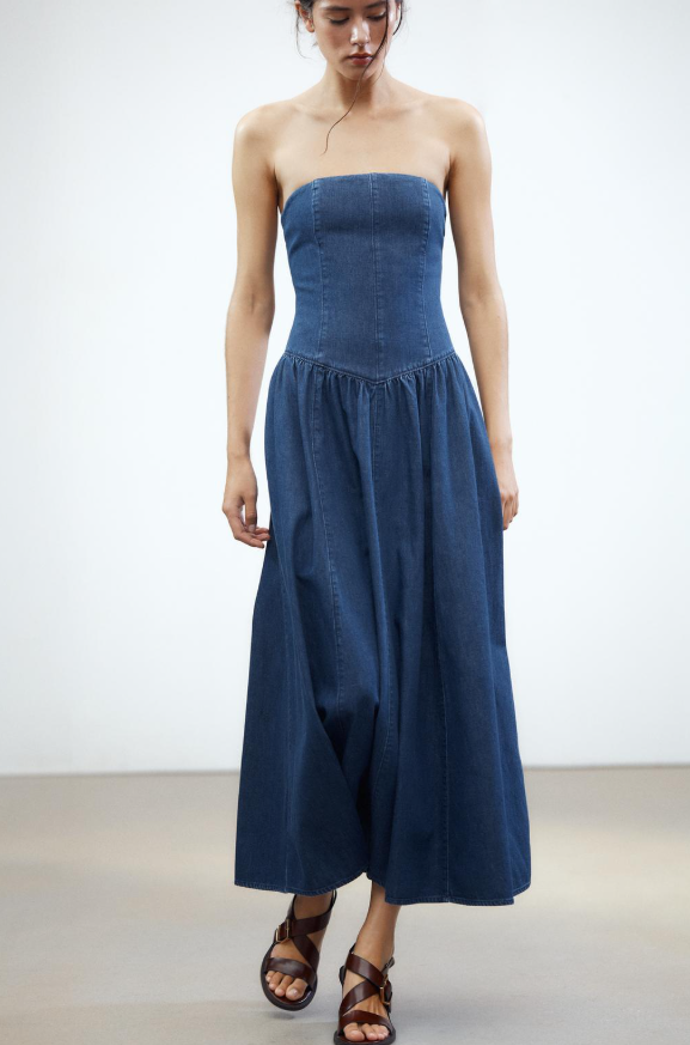 Midi šaty, Zara, 1199 Kč
Midi šaty, Zara, 1199 Kč