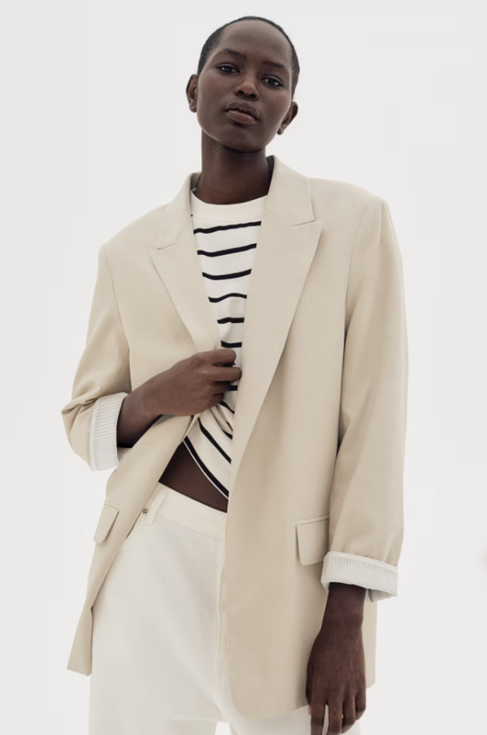 Sako ze směsi lyocellu, H&M, 959 Kč
Sako ze směsi lyocellu, H&M, 959 Kč